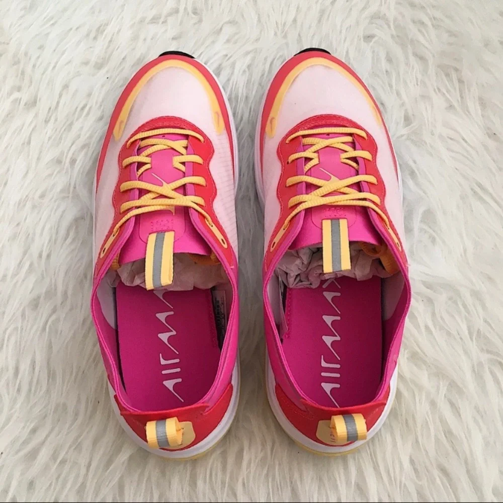 Nike Air Max Dia Women’s Sneakers